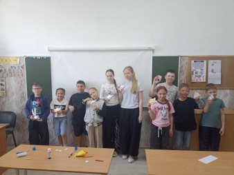 Участие в интеллектуальной игре "Хочу всё знать".