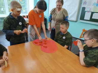 Интерактивная программа на сближение коллектива " Сердечко дружбы"
